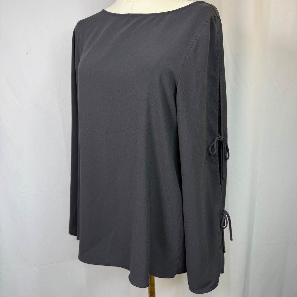 Wilfred Aritzia black Split Tie Sleeve Blouse Japanese Fabric Womens Large